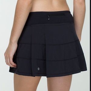 Lululemon - Pace Rival Mid Rise Skirt - Size 8
